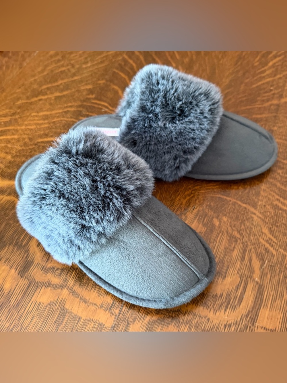 Cozy Easy Spirit  Gray Faux Fur Slide Slippers Sz Medium